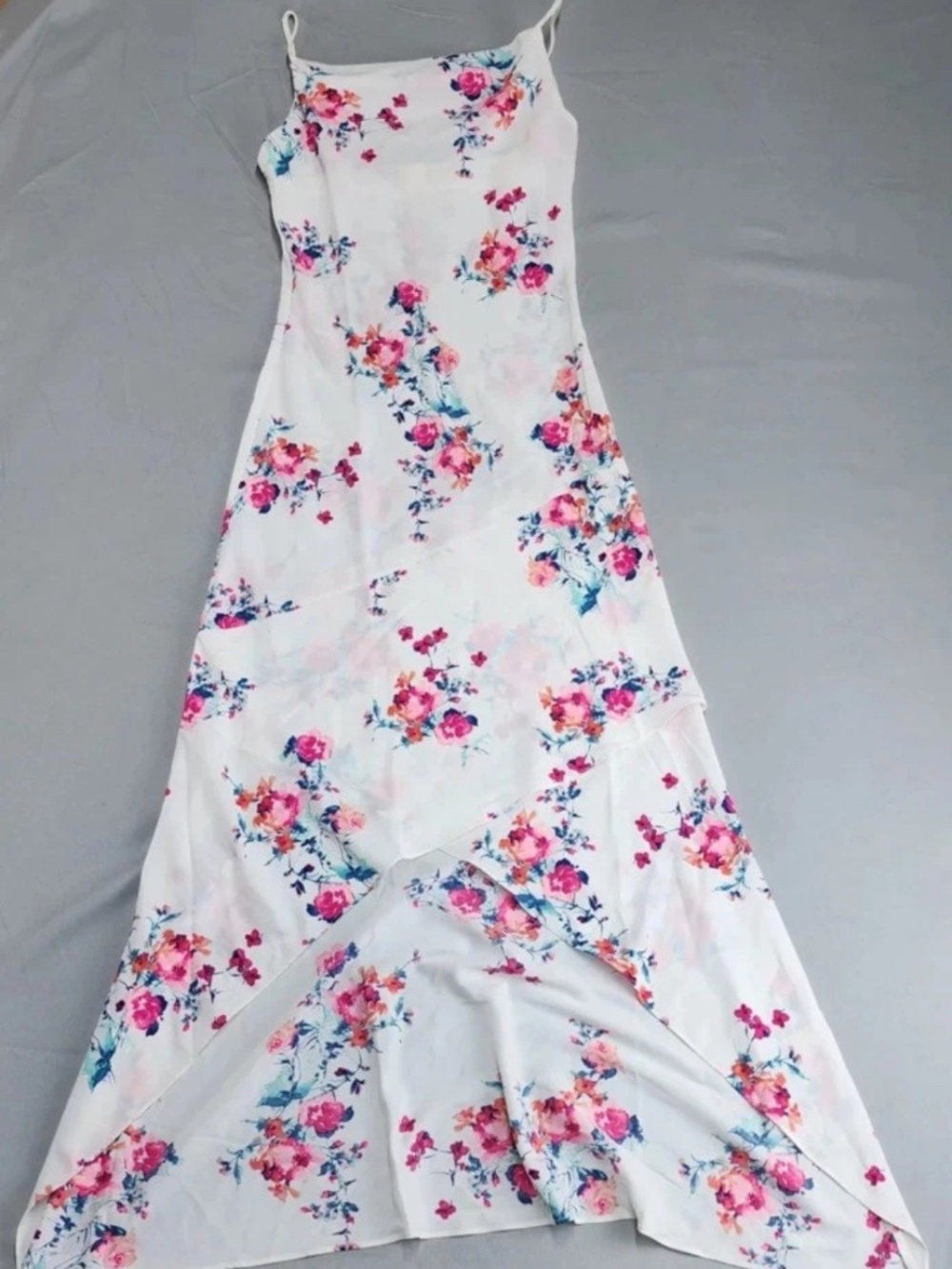Altar’d State maxi dress size M white pink blue spaghetti strap w hi-lo hem
